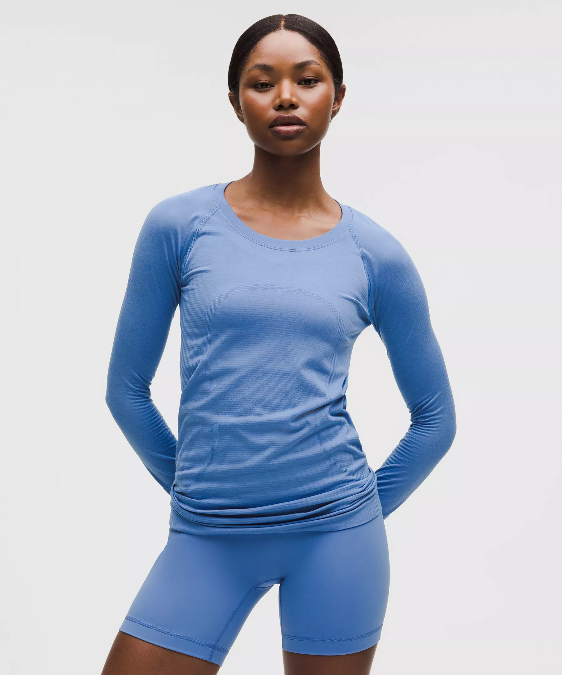 Swiftly Tech Long-Sleeve Shirt 2.0 *Hip Length