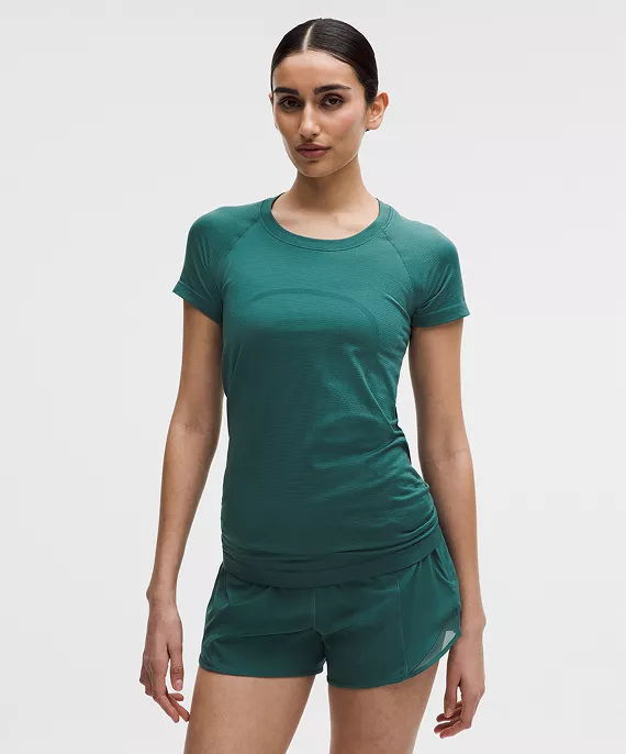 Swiftly Tech Short-Sleeve Shirt 2.0 *Hip Length