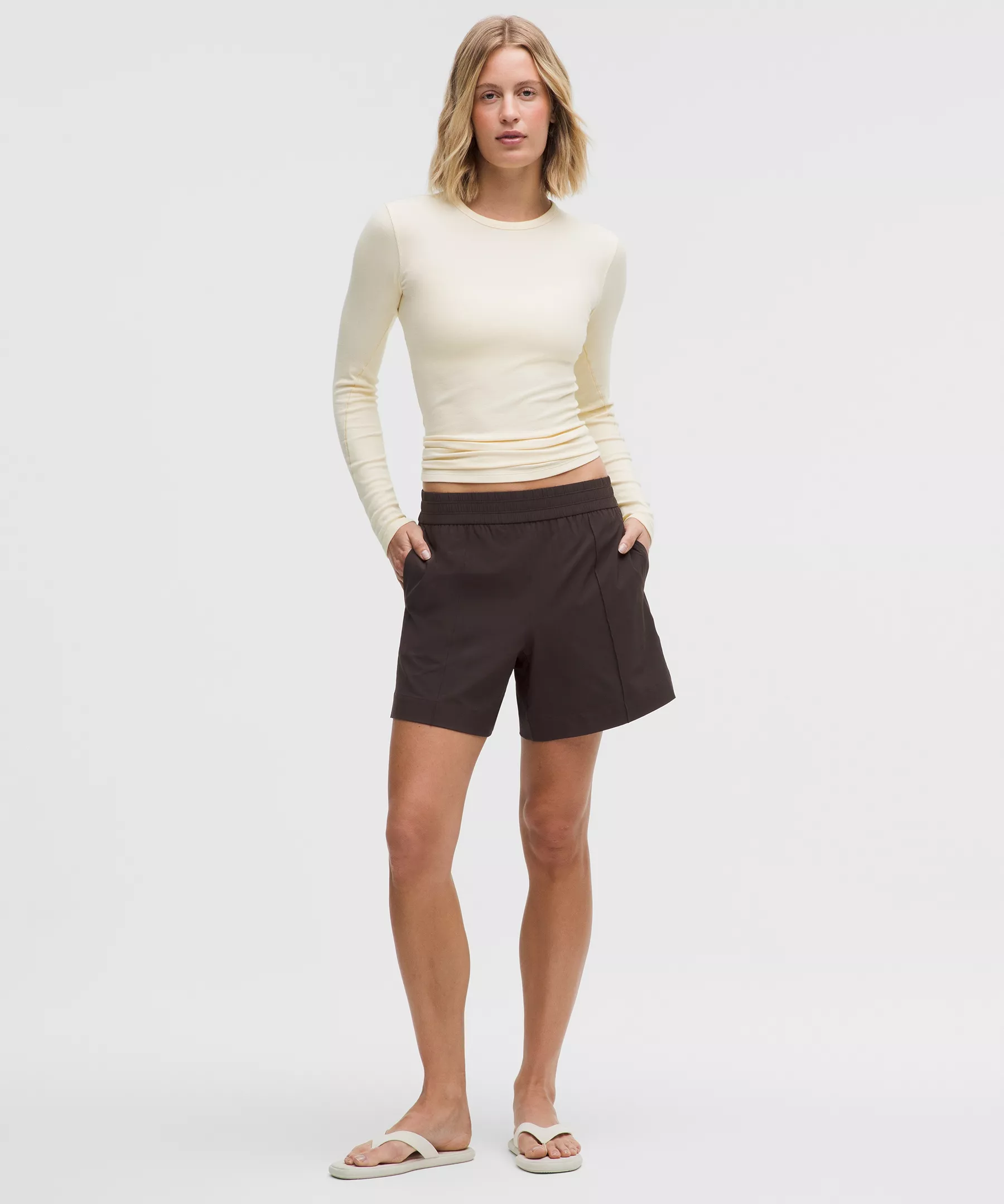 Breezily Mid-Rise Short 6