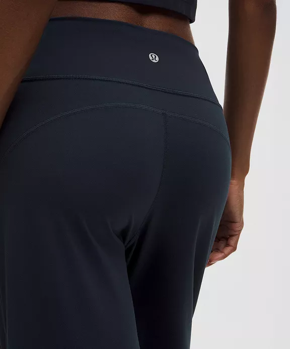 Groove High-Rise Wide-Leg Pant *Short