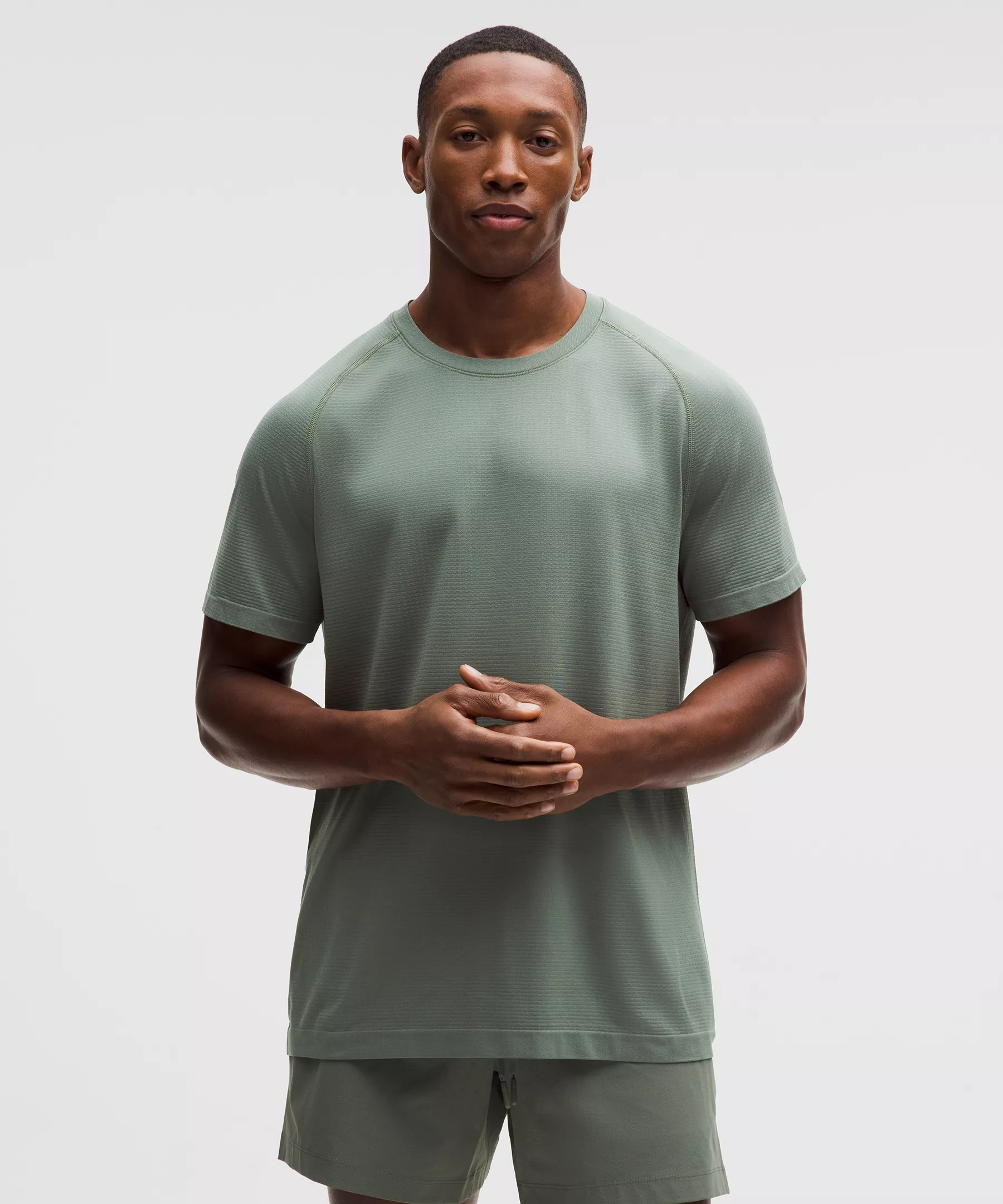 Metal Vent Tech Short-Sleeve Shirt