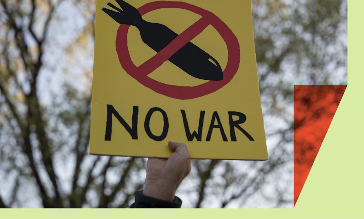 Image of a "no war" sign