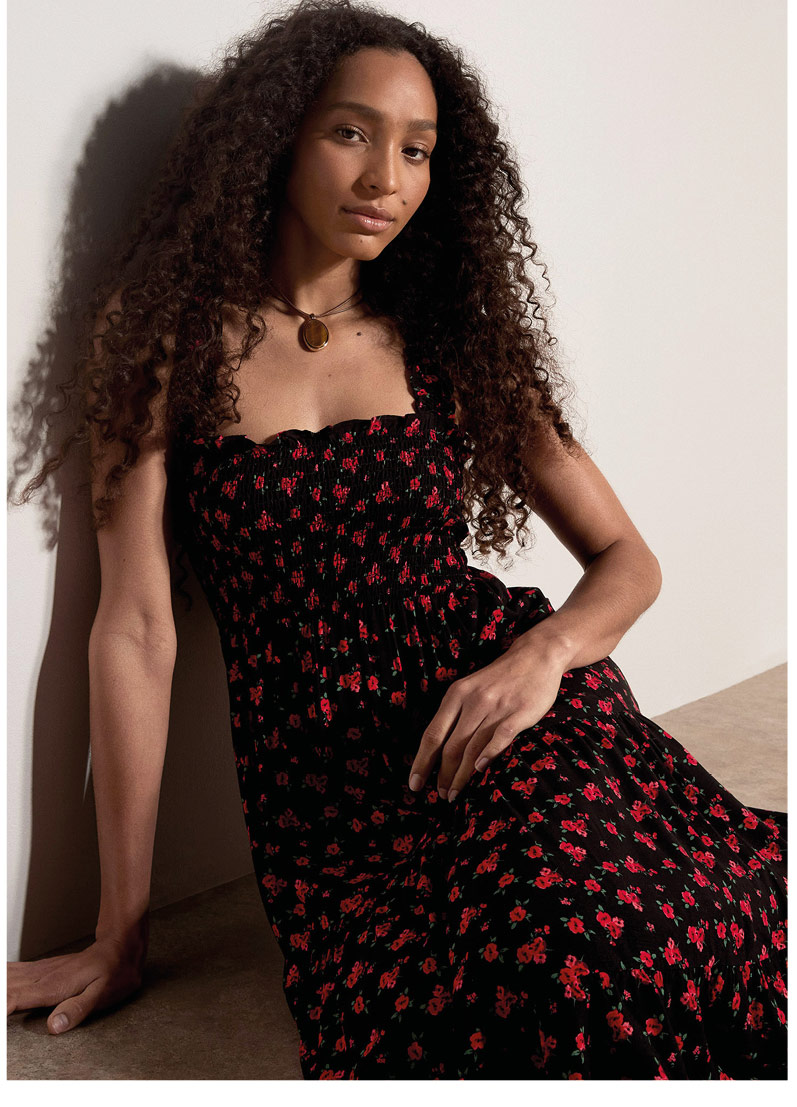 Ditsy Floral Smocked Midi Dress